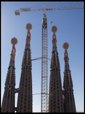 Digital photo titled sagrada-familia-four-towers-and-crane